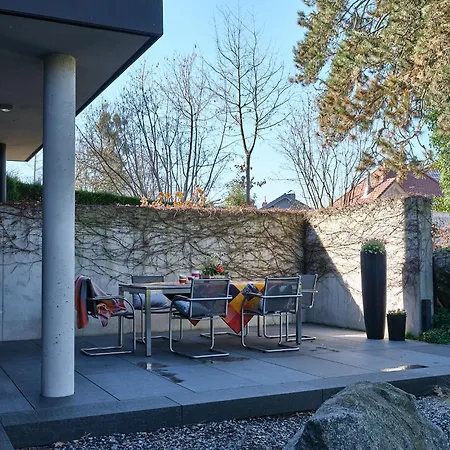 Tatil Evi Architektenhaus Hello In Erbach Mit High End Interieur Zentral Aber Ruhig *